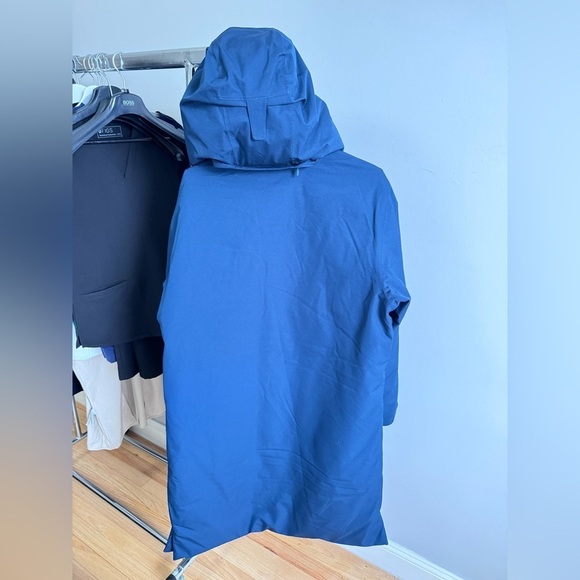 Columbia Men’s Arrow Trail Insulated Navy Parka in size Large - Picture 2 of 16